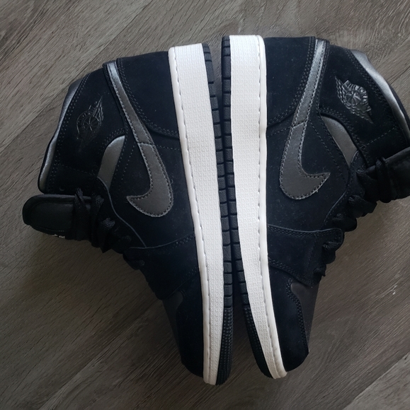 Nike Jordan 1 Mid Nylon Black Anthracite Size 5.5 NWOT - Picture 5 of 8